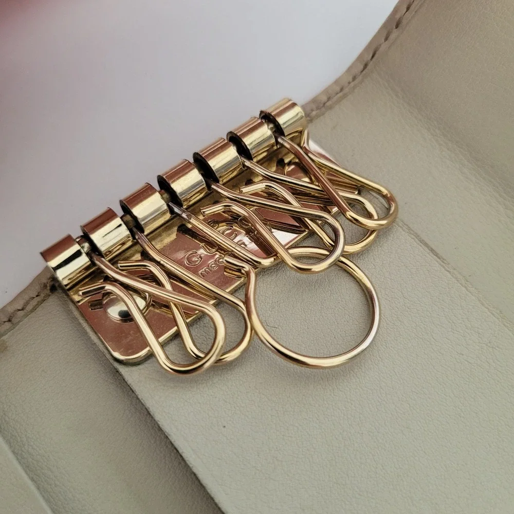 Gucci Guccissima Key Case White Bone Leather 6 Hook Holder 212111 0416